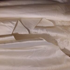 Elegant White Wedding Dress